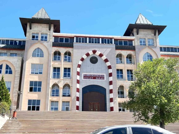 KAHRAMANMARAŞ’TAKİ OKUL SALDIRISI DAVASINDA ANNE VE BABANIN TUTUKLULUĞUNA DEVAM