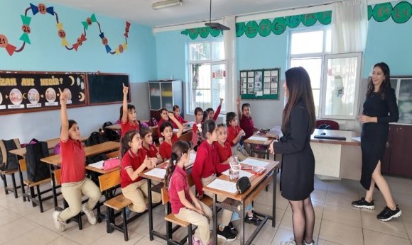KIRSALDAKİ KIZ ÇOCUKLARI VE ANNELERİNE PSİKOSOSYAL DESTEK