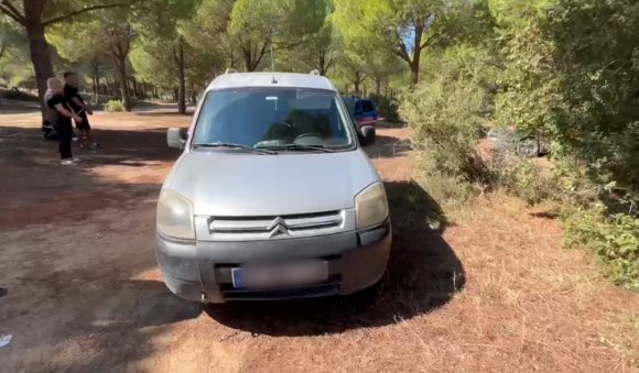 ANTALYA’DA 20 YIL HAPİS CEZASI BULUNAN FİRARİ HÜKÜMLÜ ORMANLIK ALANDA YAKALANDI
