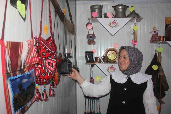 AFŞİN’İN TARİHİ SULTAN KÖŞKÜ’NDE YAŞATILIYOR