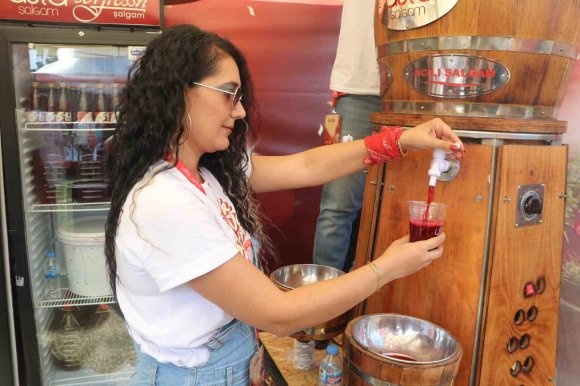 ADANA’DA "LEZZET FESTİVALİ" BAŞLADI: 3 GÜN DAMAKLAR ŞENLENECEK