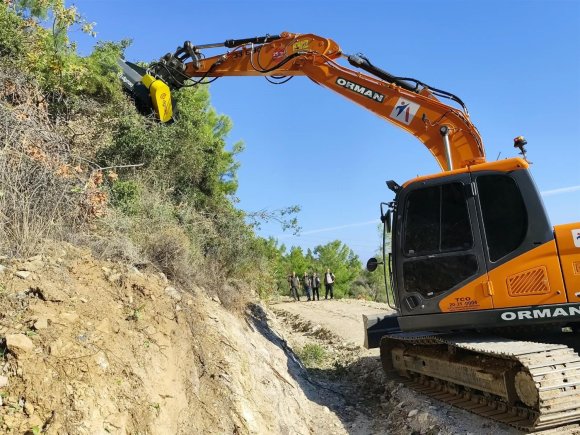 MERSİN’DE ORMAN YANGINLARINA KARŞI YENİ APARAT TEST EDİLDİ
