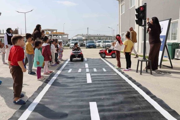 HBB’DEN ÇOCUKLARA TRAFİK EĞİTİMİ