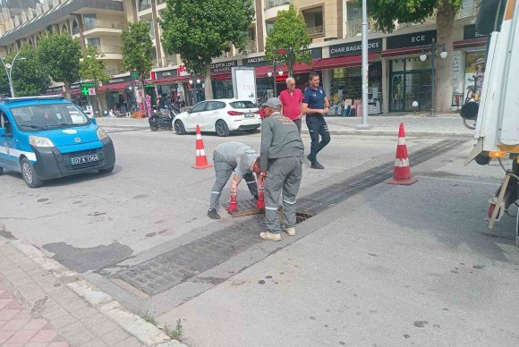 KEMER’DE MAZGAL TEMİZLİĞİ ÇALIŞMALARI TAMAMLANDI