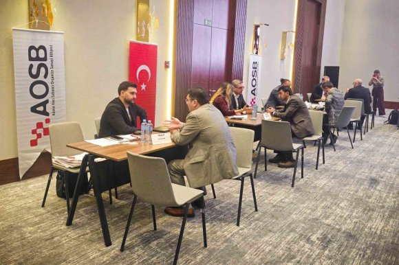 AOSB’Lİ 21 FİRMA BAKÜ’DE İŞ ORTAKLIKLARI İÇİN BULUŞTU