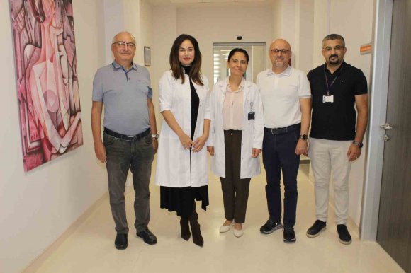 ANTALYA’DA ’MERDİVEN ALTI BOTOKS’ KABUSU: SON 3 AYDA 20 KİŞİ HASTANEYE BAŞVURDU