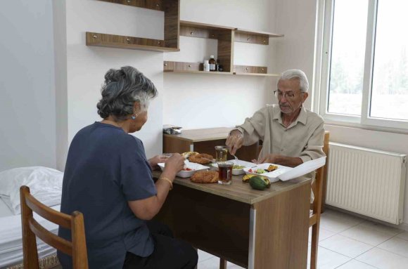 MERSİN’DE REFAKATÇİ EVİ 6 BİN 500 HASTA VE YAKININI AĞIRLADI