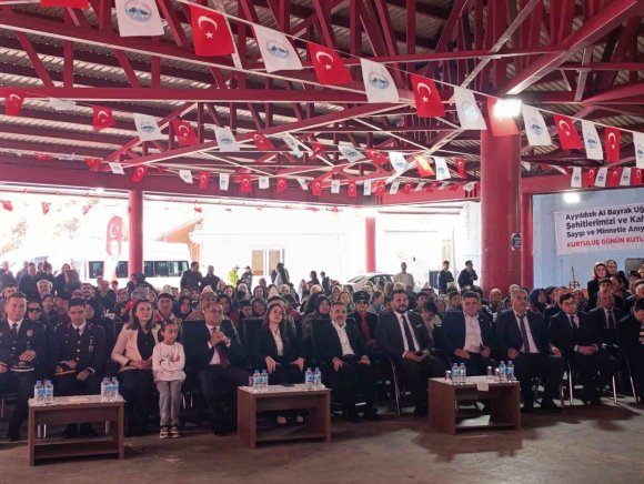 SAİMBEYLİ’NİN KURTULUŞUNUN 106. YIL DÖNÜMÜ TÖRENLERLE KUTLANDI
