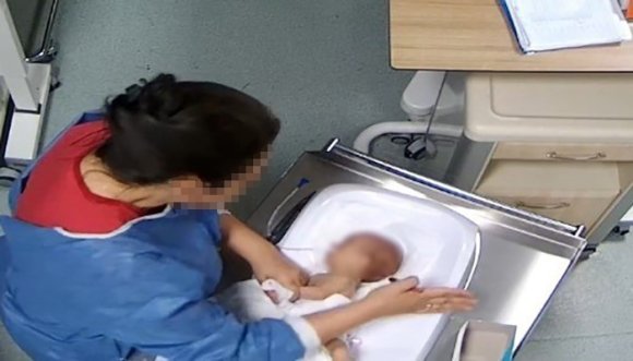 BEBEĞE ŞİDDET UYGULAYAN HEMŞİRE: "TUTUKSUZ YARGILANMAYI VE TAHLİYEMİ TALEP EDİYORUM"