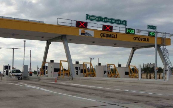 ULAŞIMA AÇILAN ’ÇEŞMELİ-KIZKALESİ OTOYOLU’NDAN İLK GÜNDE 17 BİNDEN FAZLA ARAÇ GEÇTİ