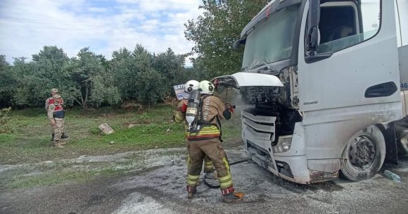 DÖRTYOL’DA TIR YANGINI KONTROL ALTINA ALINDI