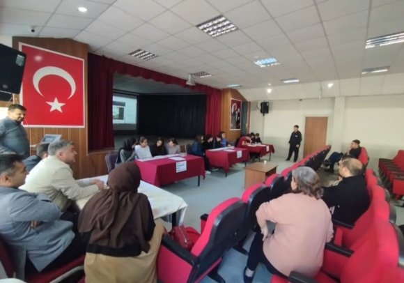 ANDIRIN’DA DOĞA BİLİNCİNE EĞİTİM DESTEĞİ: LİSELER ARASI ÇEVRE YARIŞMASIYLA GELECEĞE YEŞİL ADIM