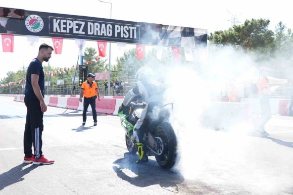 KEPEZ MOTODRAG ŞAMPİYONASI’NDA MOTORLAR ISINDI, FİNAL YARIN