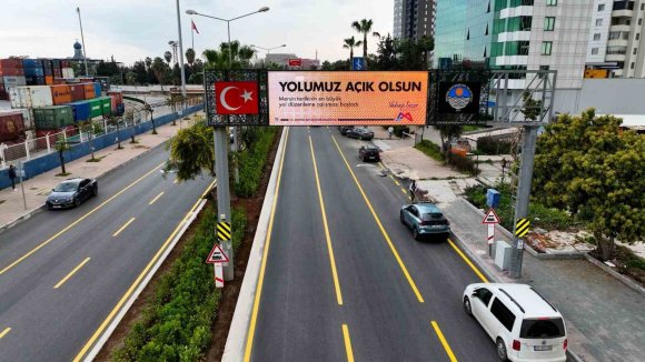 AKDENİZ’DE ULAŞIM ALTYAPISI 7 YILDA GÜÇLENDİ