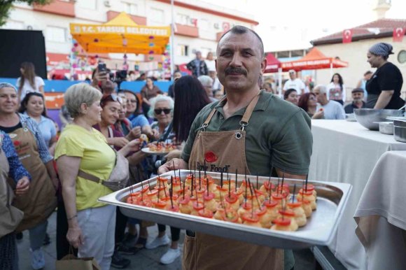 3. ULUSLARARASI TARSUS SARIULAK ZEYTİN FESTİVALİ BAŞLADI