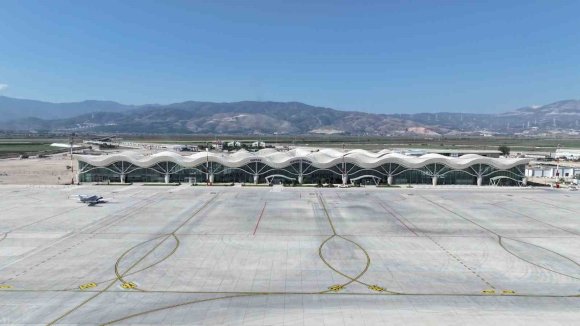 HATAY HAVALİMANI YENİLENİYOR