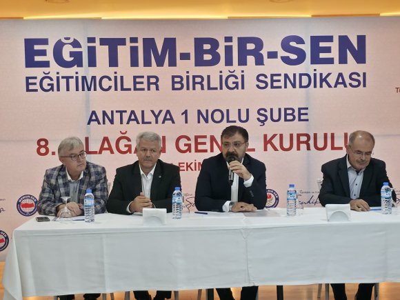EĞİTİM-BİR-SEN ANTALYA’DA EYÜP BÜLENT MİRAN GÜVEN TAZELEDİ