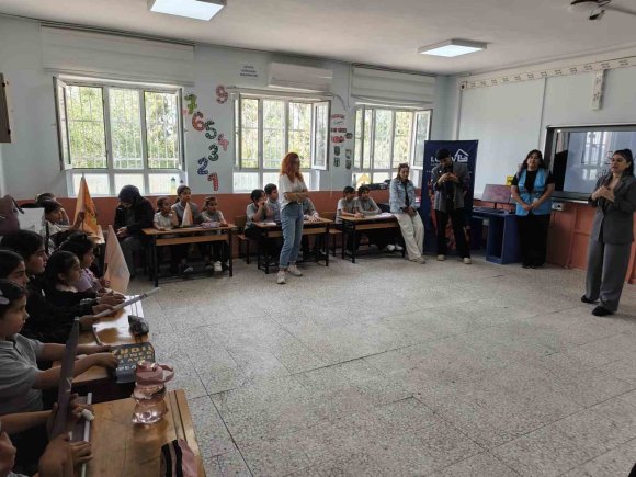 ADANA’DA ÖĞRENCİLERE LÖSEMİ FARKINDALIĞI EĞİTİMİ