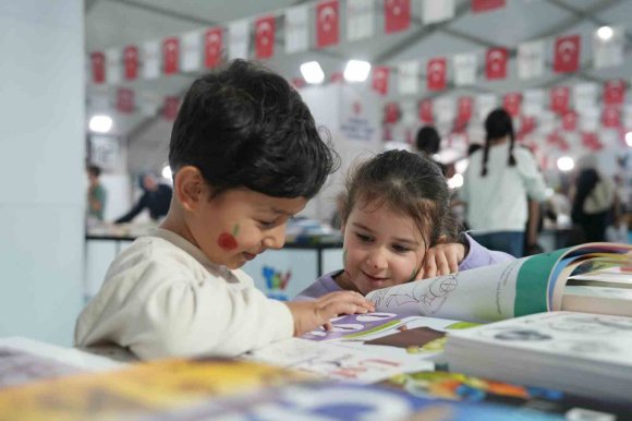 UNESCO EDEBİYAT ŞEHRİ’NDE KÜLTÜR ŞÖLENİ