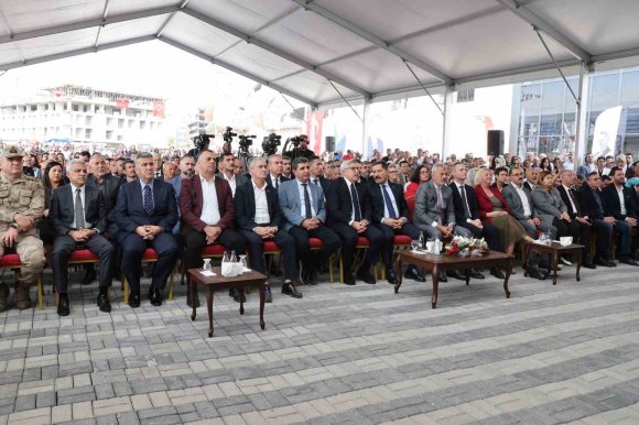 HATAY’DA ULUSLARARASI DAYANIŞMAYLA SAĞLIKLI YAŞAM MERKEZİ AÇILDI
