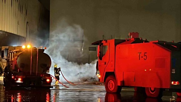 MERSİN’DE ANTREPODA ÇIKAN YANGIN KONTROL ALTINA ALINDI