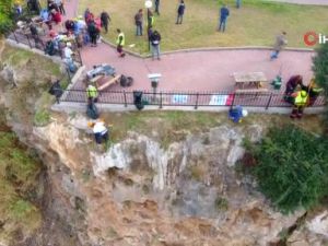 Dağcılardan dünyaca ünlü falezlerde halatlarla çevre temizliği