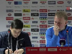 Robert Prosinecki  “5 golün 3ünü biz rakibimize hediye ettik”