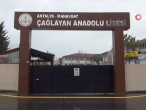 Manavgat’ta boşaltılan okulda veli ve öğrencilerin isteği oldu