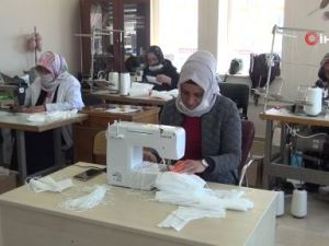 Ahlat Belediyesinden korona virüsle mücadeleye 10 bin maske