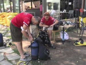 Kemer’de su altı temizliği