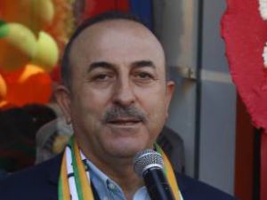 Bakan Çavuşoğlu’ndan yabancı isim eleştirisi