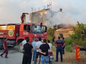 Gecekondu yangını korkuttu