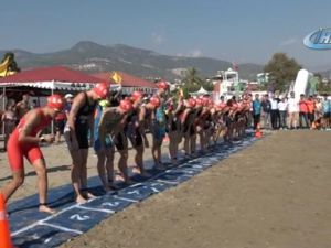 Alanya’da triatlon heyecanı