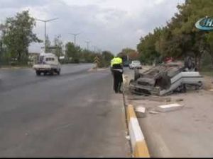 Takla atan otomobildeki biri çocuk üç kişi yaralandı