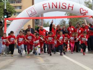 Antalya 7'den 70'e 'iyilik' koşusu